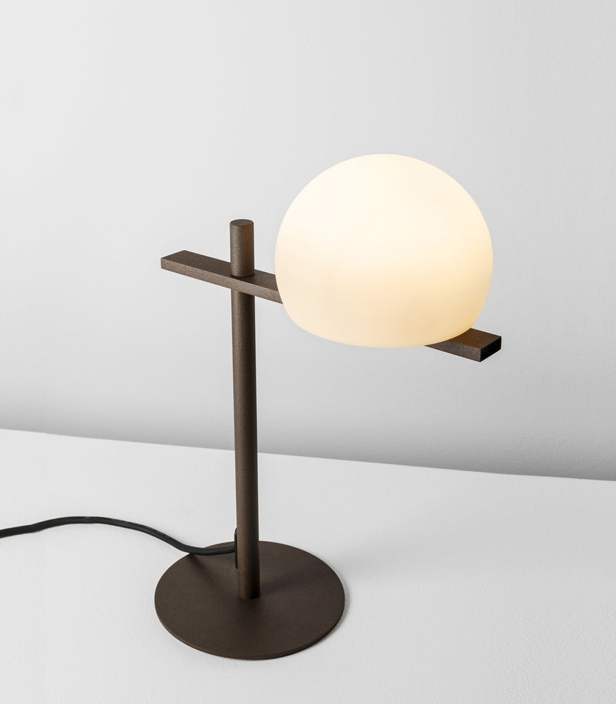 Estiluz Circ Table Lamp in Black