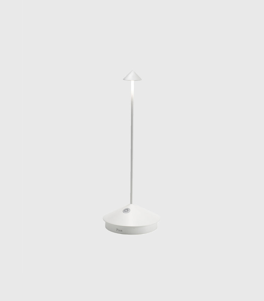 Ai Lati Pina Table Lamp in Matte White