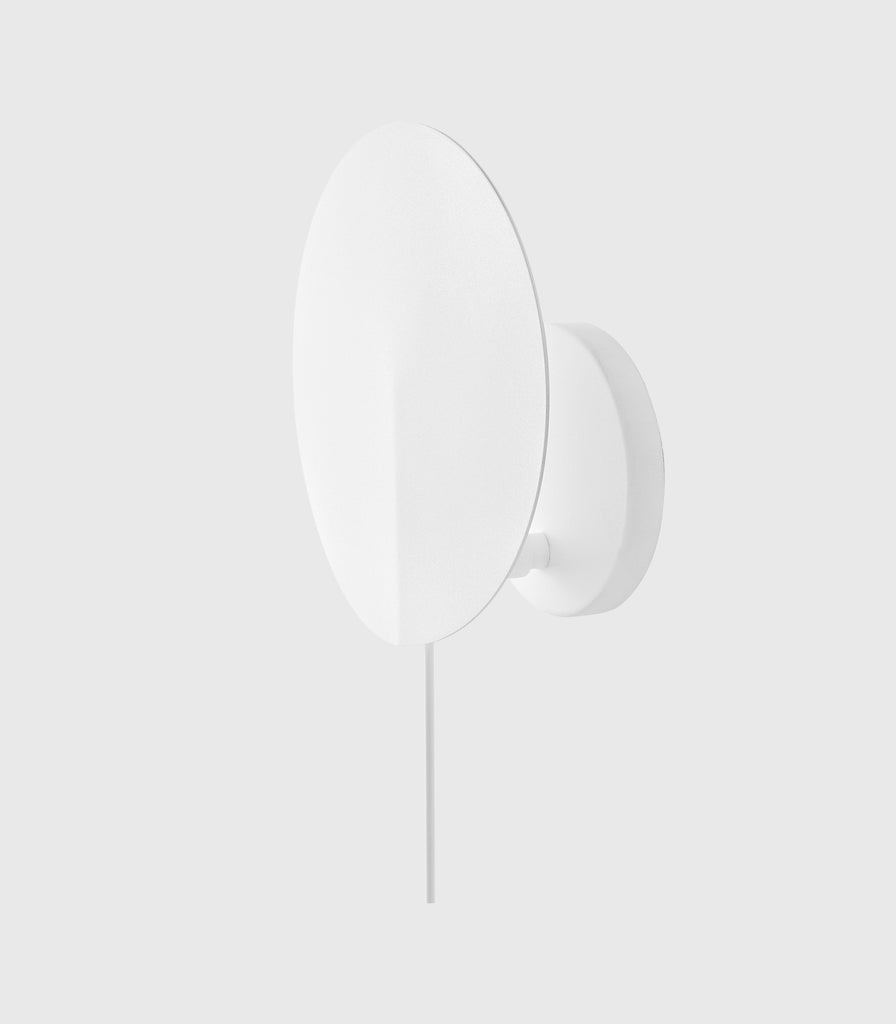 Estiluz Obs Wall Light in white